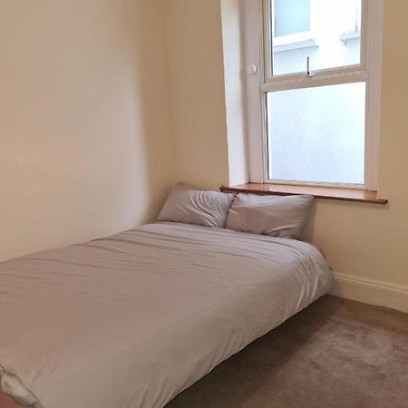 One Bedroom Apartment Dublin Extérieur photo